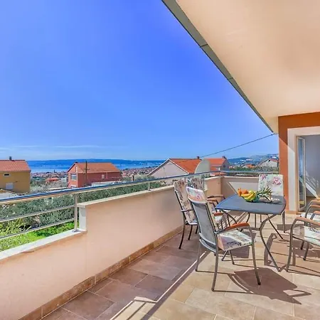 Ivano&heated Pool&sea View&football Court&children's Playground Villa Kaštel Stari